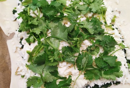 Фото шага рецепта Пирог со шпинатом 190601 шаг 7  