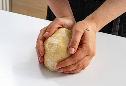 Фото шага рецепта Пирог Три клубники 189154 шаг 3