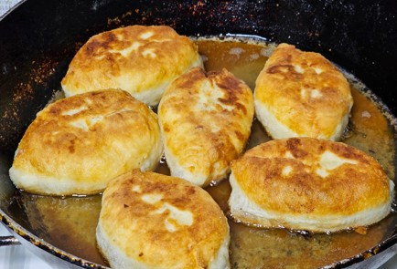 Фото шага рецепта Пирожки с домашним повидлом 191239 шаг 11  