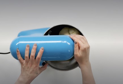 Фото шага рецепта Пирожки с капустой для поста 191370 шаг 4  