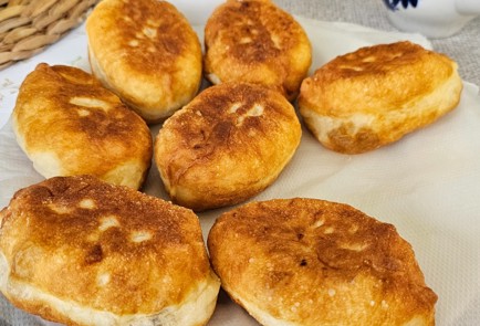 Фото шага рецепта Пирожки с капустой 189053 шаг 17  