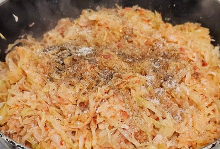 Фото шага рецепта Пирожки с капустой 189053 шаг 3  