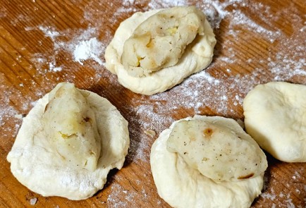 Фото шага рецепта Пирожки с картошкой 189054 шаг 15  