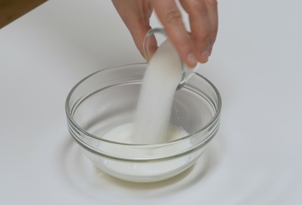 Фото шага рецепта Пирожки с курицей и овощами 138974 шаг 1  