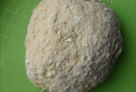 Фото шага рецепта Пирожки с луком и яйцом в духовке 175490 шаг 6  