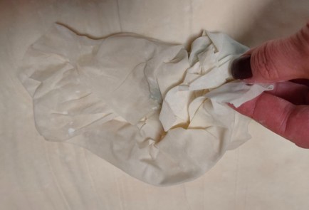 Фото шага рецепта Пирожки с рикоттой и шпинатом 188638 шаг 13