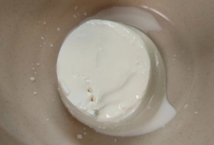 Фото шага рецепта Пирожки с рикоттой и шпинатом 188638 шаг 3