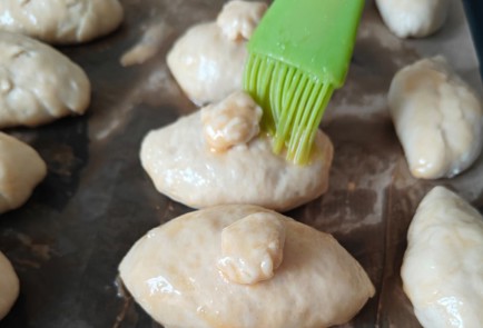 Фото шага рецепта Пирожки с сыром 175936 шаг 11  