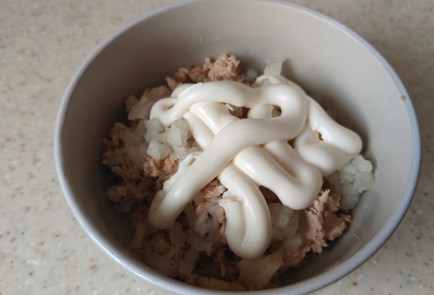 Фото шага рецепта Пирожки с тунцом 175763 шаг 11  