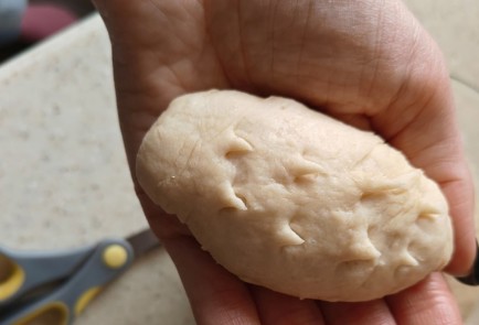 Фото шага рецепта Пирожки с тунцом 175763 шаг 13  