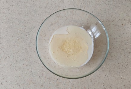 Фото шага рецепта Пирожки с тунцом 175763 шаг 2  