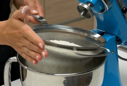 Фото шага рецепта Пирожки с яблоками 151181 шаг 3  