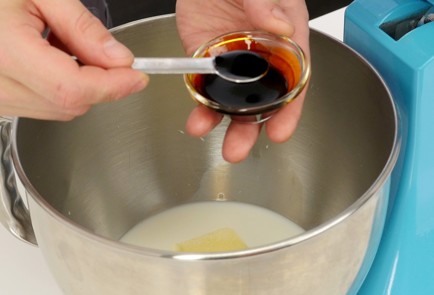 Фото шага рецепта Пирожное картошка 125309 шаг 6