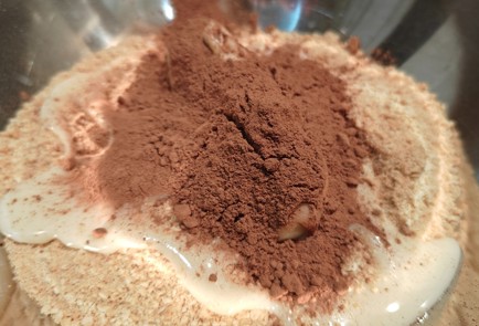 Фото шага рецепта Пирожное картошка 191058 шаг 5  