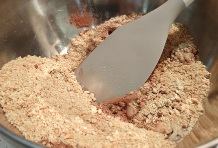 Фото шага рецепта Пирожное картошка 191058 шаг 6  