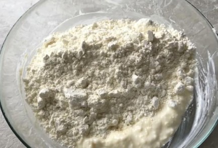 Фото шага рецепта Пирожные Муравейник 174359 шаг 4