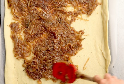 Фото шага рецепта Писсаладье 52651 шаг 3  