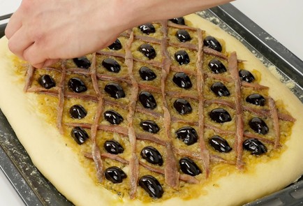 Фото шага рецепта Французский пирог Писсаладьер 92517 шаг 9  