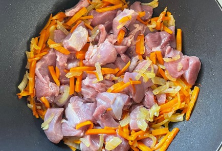 Фото шага рецепта Плов из говядины 190752 шаг 7  