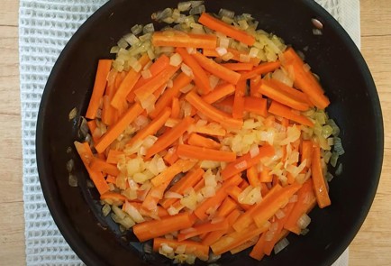 Фото шага рецепта Плов из утки в мультиварке 152226 шаг 5  