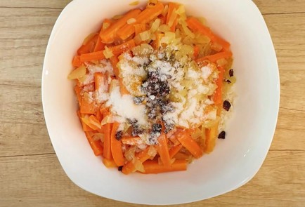 Фото шага рецепта Плов из утки в мультиварке 152226 шаг 7  