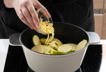 Фото шага рецепта Плов с кабачками и орехами 140584 шаг 10  