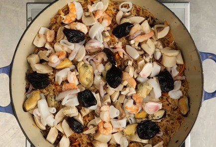 Фото шага рецепта Плов с морепродуктами 14283 шаг 5