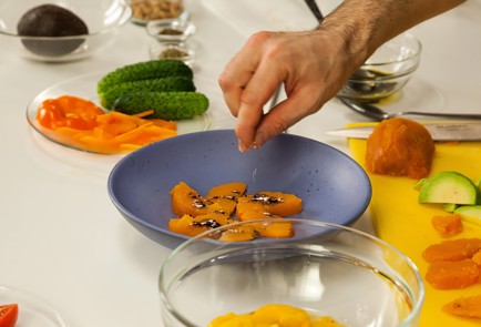 Фото шага рецепта Полезный салат из авокадо батата и болгарского перца 93971 шаг 4  