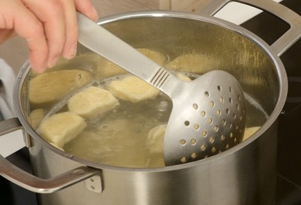 Фото шага рецепта Полтавские галушки 125648 шаг 9  