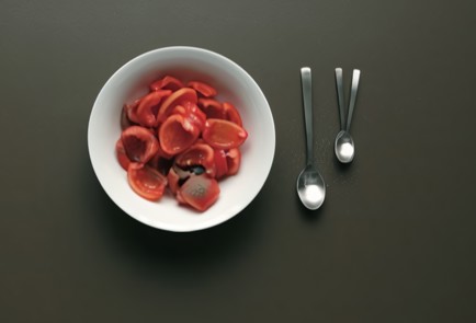 Фото шага рецепта Помидоры конфи 57742 шаг 2  