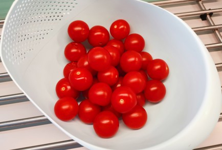 Фото шага рецепта Помидоры в банке 190255 шаг 2  