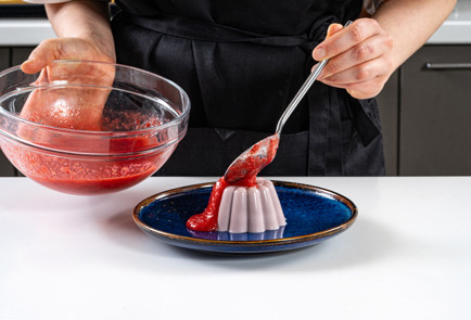 Фото шага рецепта Постная ягодная панакота 191406 шаг 9  