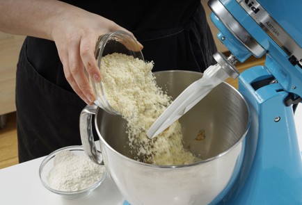 Фото шага рецепта Постное печенье с бананами и финиками 173310 шаг 7  