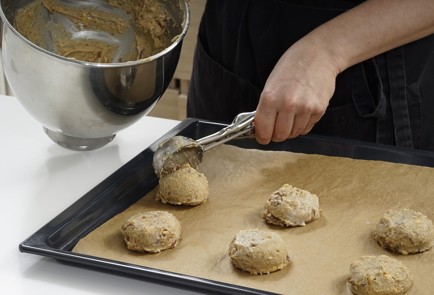 Фото шага рецепта Постное печенье с бананами и финиками 173310 шаг 9  