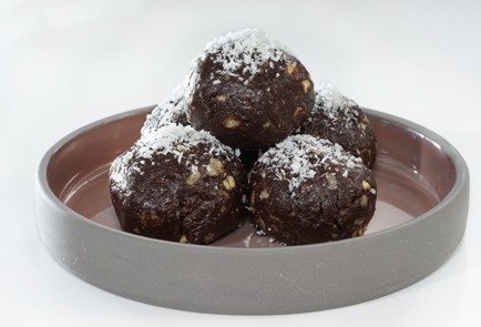 Фото шага рецепта Постное шоколадное печенье без выпечки 173311 шаг 10  