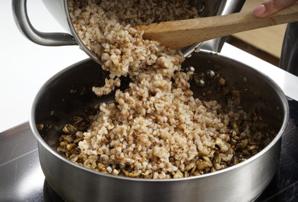 Фото шага рецепта Постные блины с сытной грибной начинкой 173363 шаг 13  