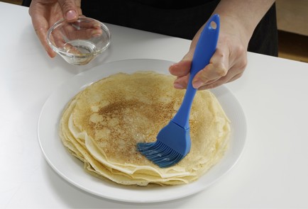 Фото шага рецепта Постные блины 173362 шаг 10  