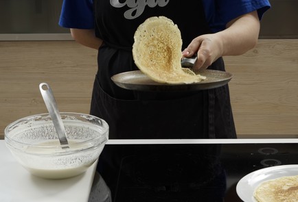 Фото шага рецепта Постные блины 173362 шаг 9  