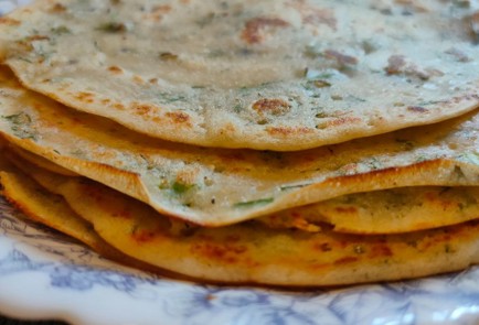 Фото шага рецепта Постные лепешки с луком и укропом 188921 шаг 14  