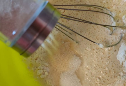 Фото шага рецепта Постные лепешки с луком и укропом 188921 шаг 6  