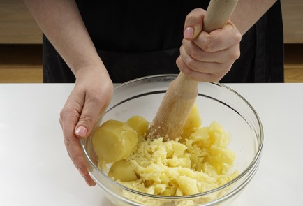 Фото шага рецепта Постные пельмени с грибами и картошкой 173372 шаг 8  