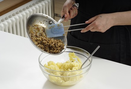 Фото шага рецепта Постные пельмени с грибами и картошкой 173372 шаг 9  