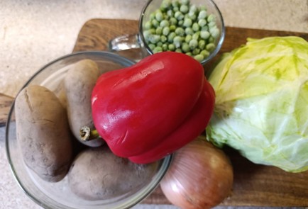 Фото шага рецепта Постные щи с молодым горошком 190874 шаг 1  