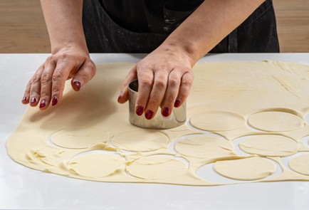 Фото шага рецепта Постные вареники с картошкой и грибами 176088 шаг 11  