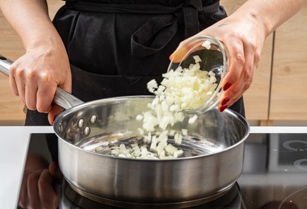 Фото шага рецепта Постные вареники с картошкой и грибами 176088 шаг 7  