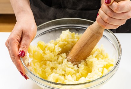 Фото шага рецепта Постные вареники с картошкой и грибами 176088 шаг 9  