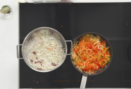 Фото шага рецепта Постный борщ 173323 шаг 10  