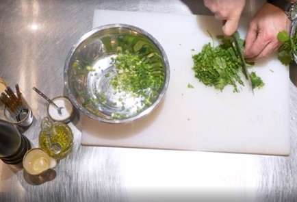 Фото шага рецепта Постное хачапури со шпинатом и зеленью 140802 шаг 5