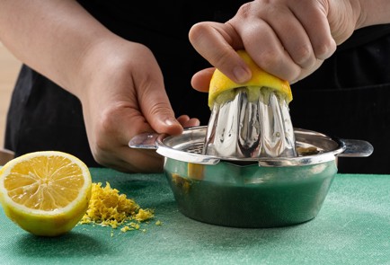 Фото шага рецепта Постный заливной пирог с грушами и миндалем 140681 шаг 1  