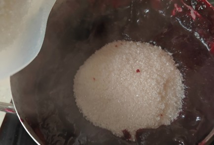 Фото шага рецепта Повидло из черной смородины 189844 шаг 6  